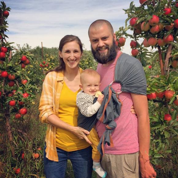 Meet your Posher, Kayla - Picture 1 of 1